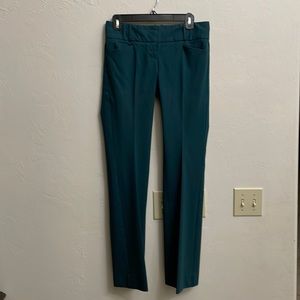 The limited exact stretch pants. 2R.
